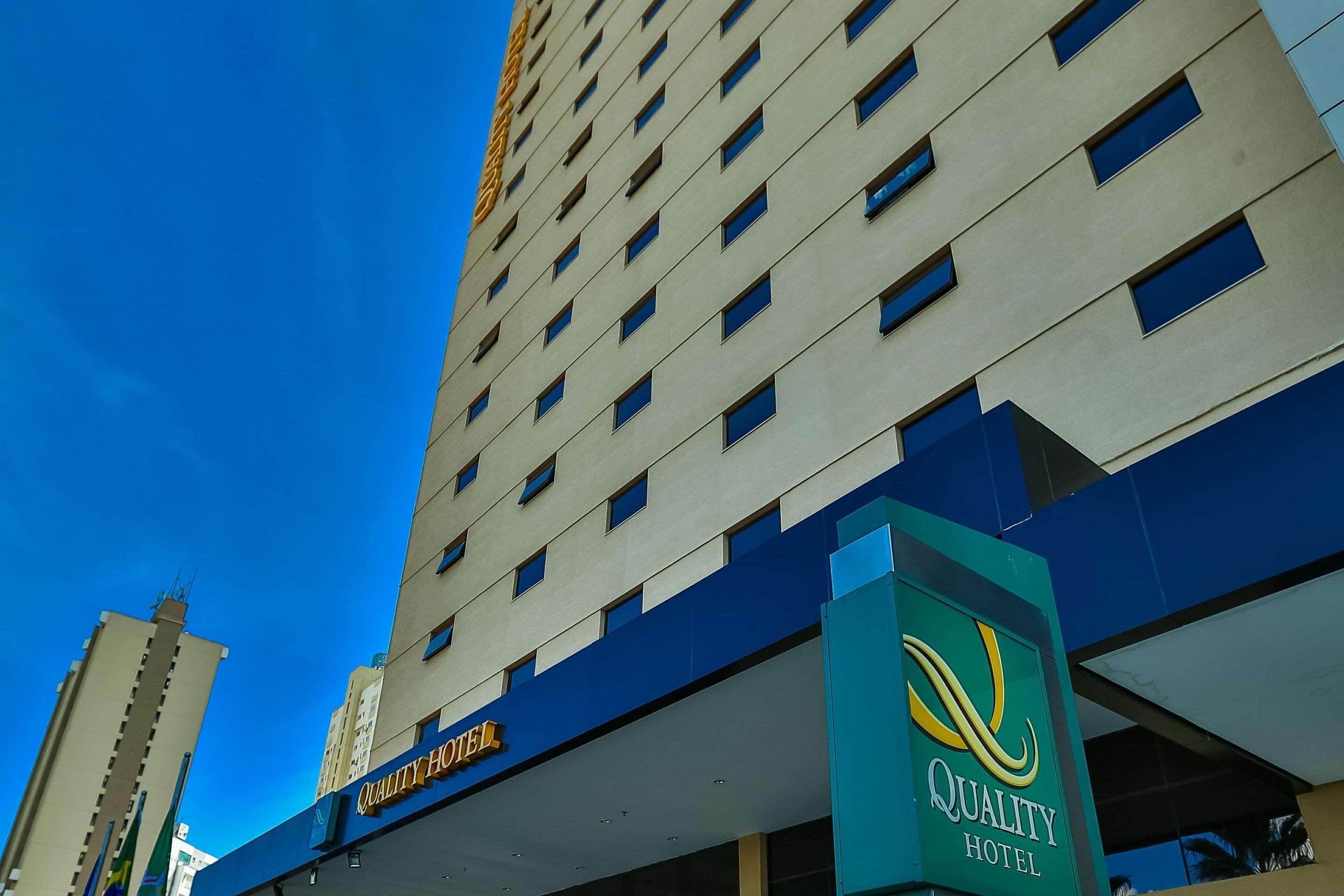 Quality Hotel Flamboyant Goiânia Exterior foto